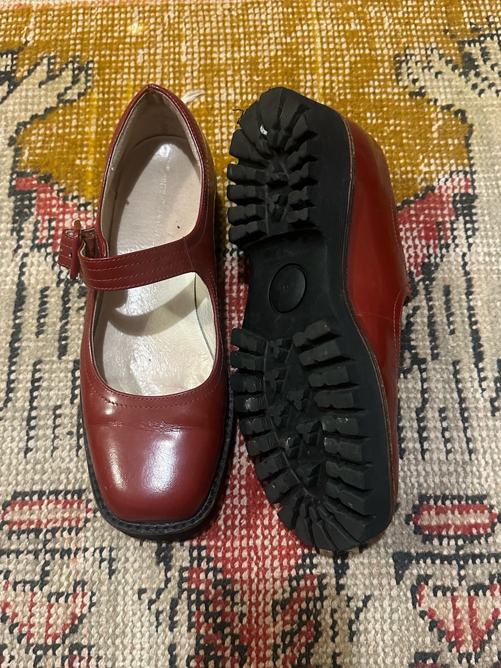 INTENTIONALLY BLANK VERONICA BOX LEATHER LUG SOLE MARY JANE - Picture 5 of 5